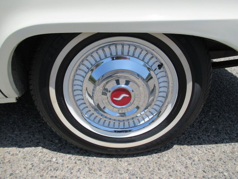 Unknown-Wagonaire-1963-Ermine-White-Blue-12