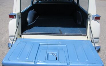 Unknown-Wagonaire-1963-Ermine-White-Blue-20