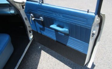 Unknown-Wagonaire-1963-Ermine-White-Blue-4