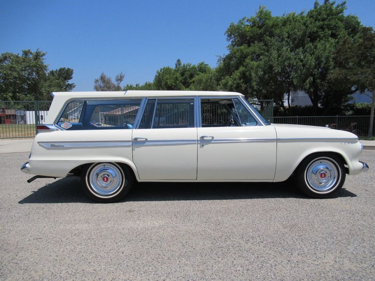 Unknown-Wagonaire-1963-Ermine-White-Blue-7