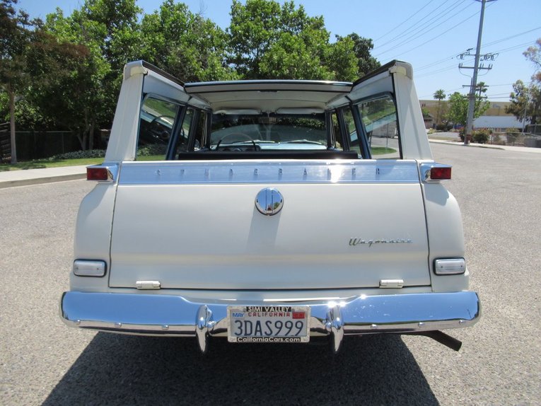 Unknown-Wagonaire-1963-Ermine-White-Blue-8