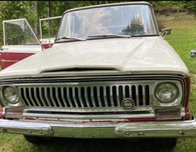 Unknown-Wagoneer-1968-WhiteRed-Black-Vinyl-12