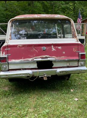 Unknown-Wagoneer-1968-WhiteRed-Black-Vinyl-3