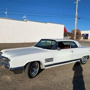 Unknown-Wildcat-1964-White-Red
