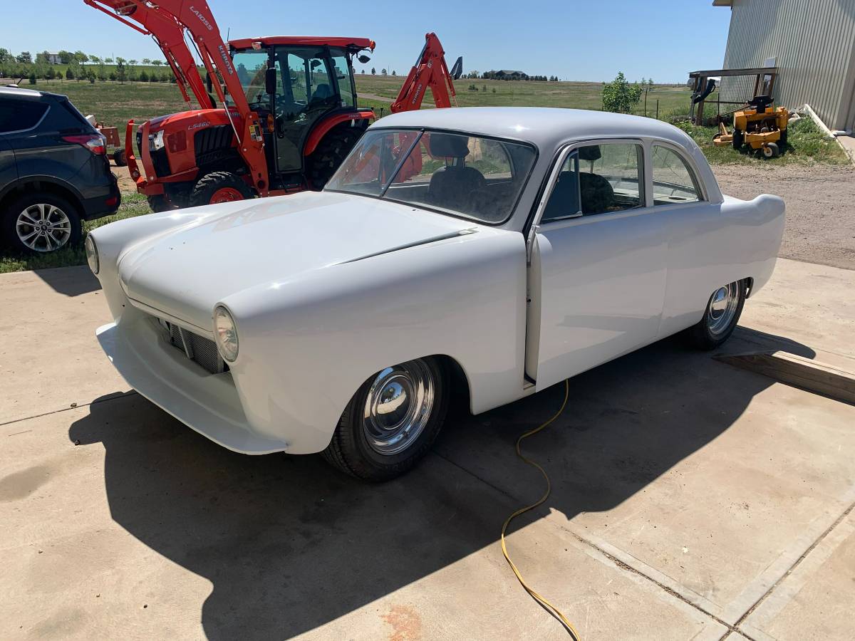 Unknown-Willys-arrow-1951-1