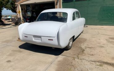 Unknown-Willys-arrow-1951-2
