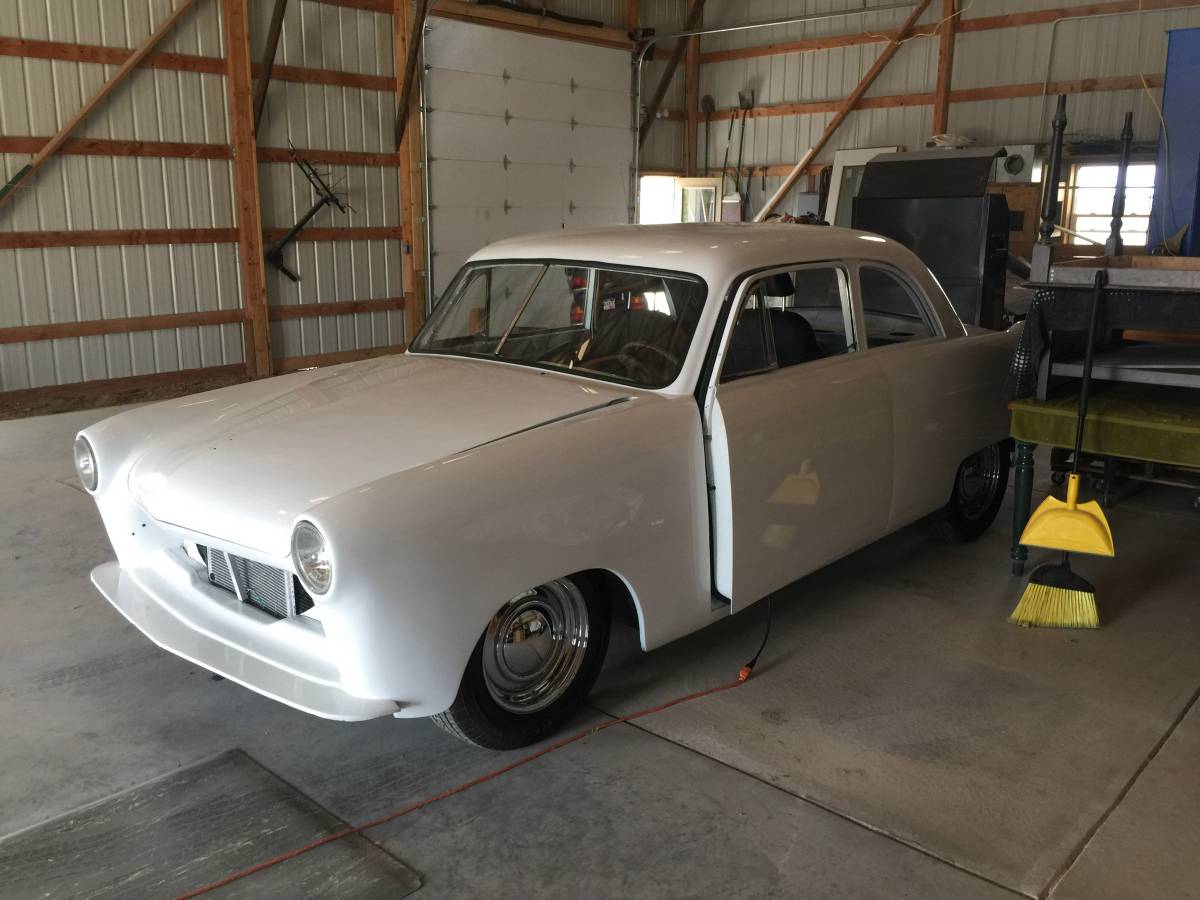 Unknown-Willys-arrow-1951-4