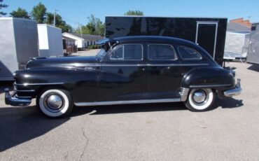 Unknown-Windsor-1947-Black-Red-11