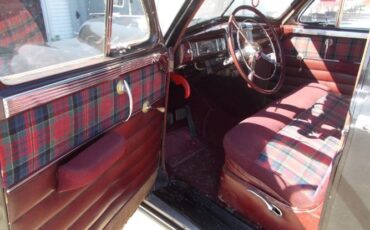 Unknown-Windsor-1947-Black-Red-15
