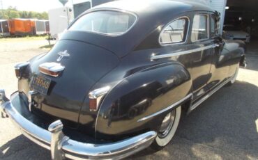 Unknown-Windsor-1947-Black-Red-9