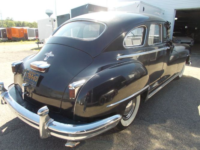 Unknown-Windsor-1947-Black-Red-9