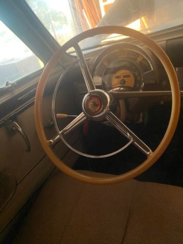 Unknown-Windsor-1949-Beige-Beige-6