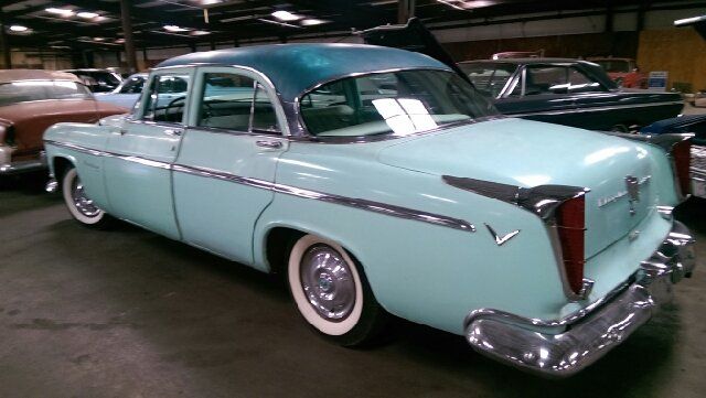 Unknown-Windsor-1955-Turquoise-Blue-5