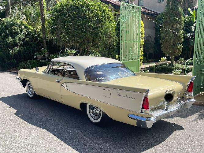 Unknown-Windsor-1958-Bamboo-YellowErmine-Tan-10