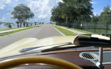 Unknown-Windsor-1958-Bamboo-YellowErmine-Tan-31