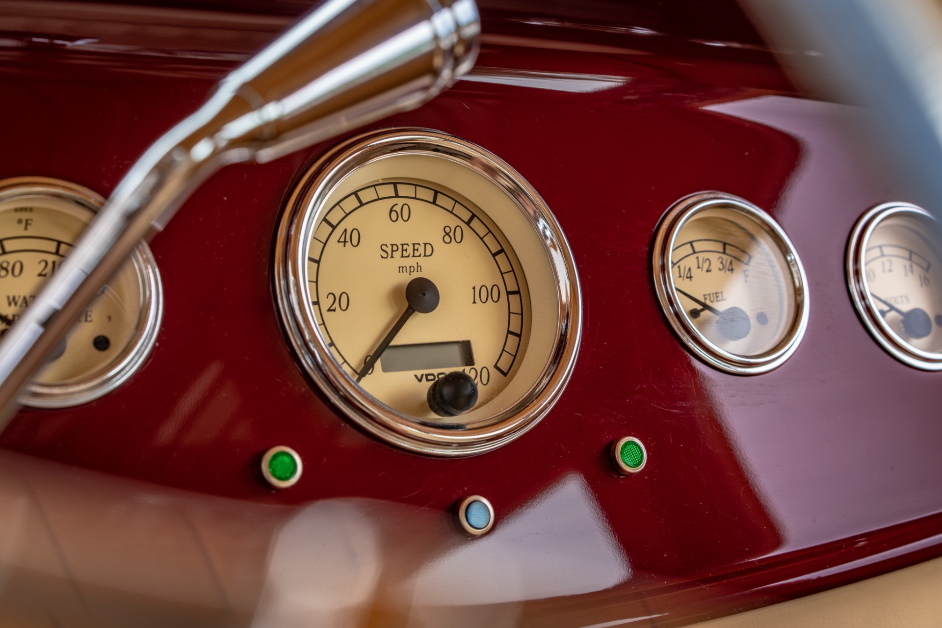 Unknown-Woody-1932-BurgundyMaroon-BeigeTan-18