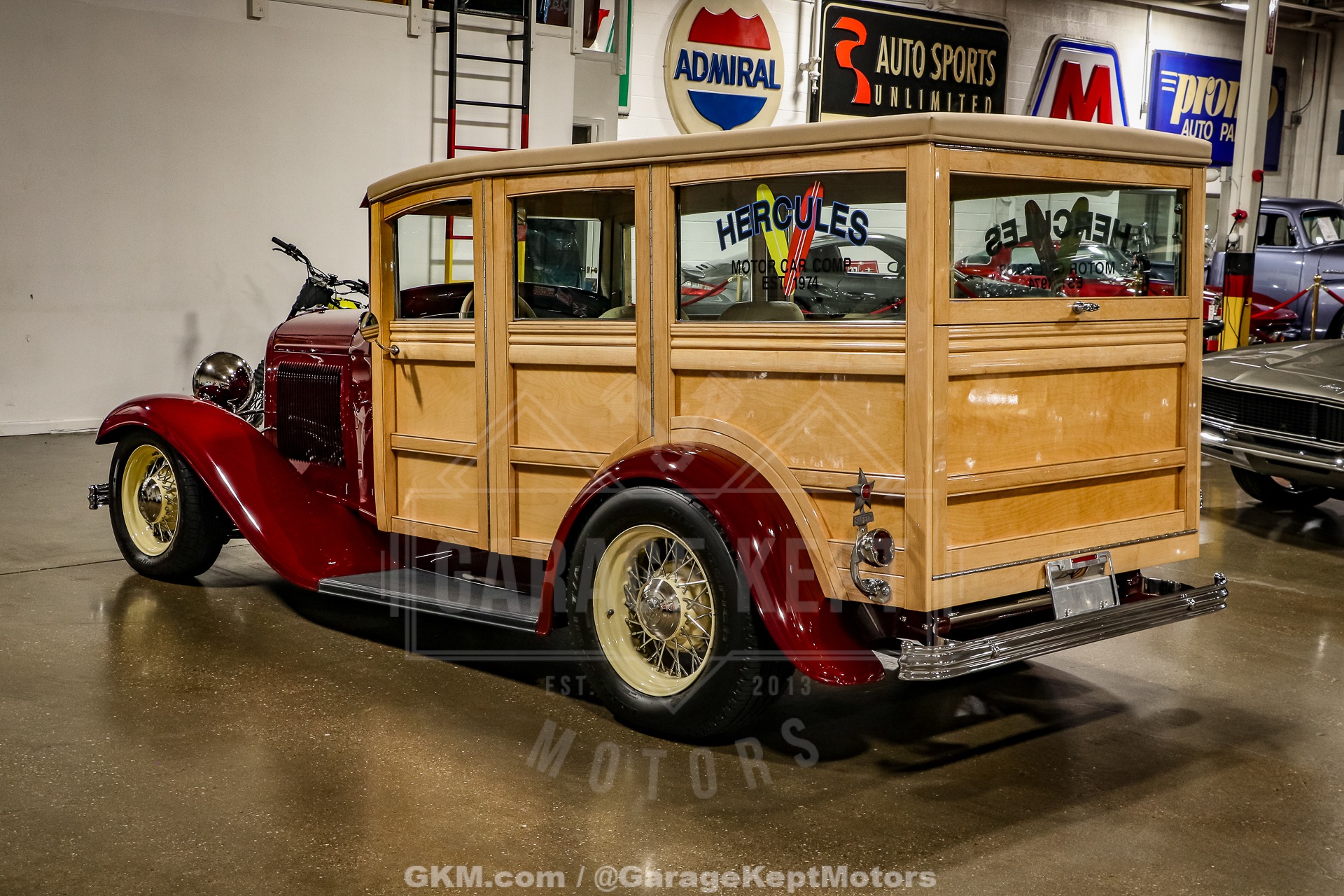 Unknown-Woody-1932-BurgundyMaroon-BeigeTan-26