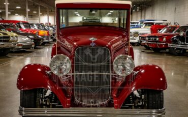 Unknown-Woody-1932-BurgundyMaroon-BeigeTan-39