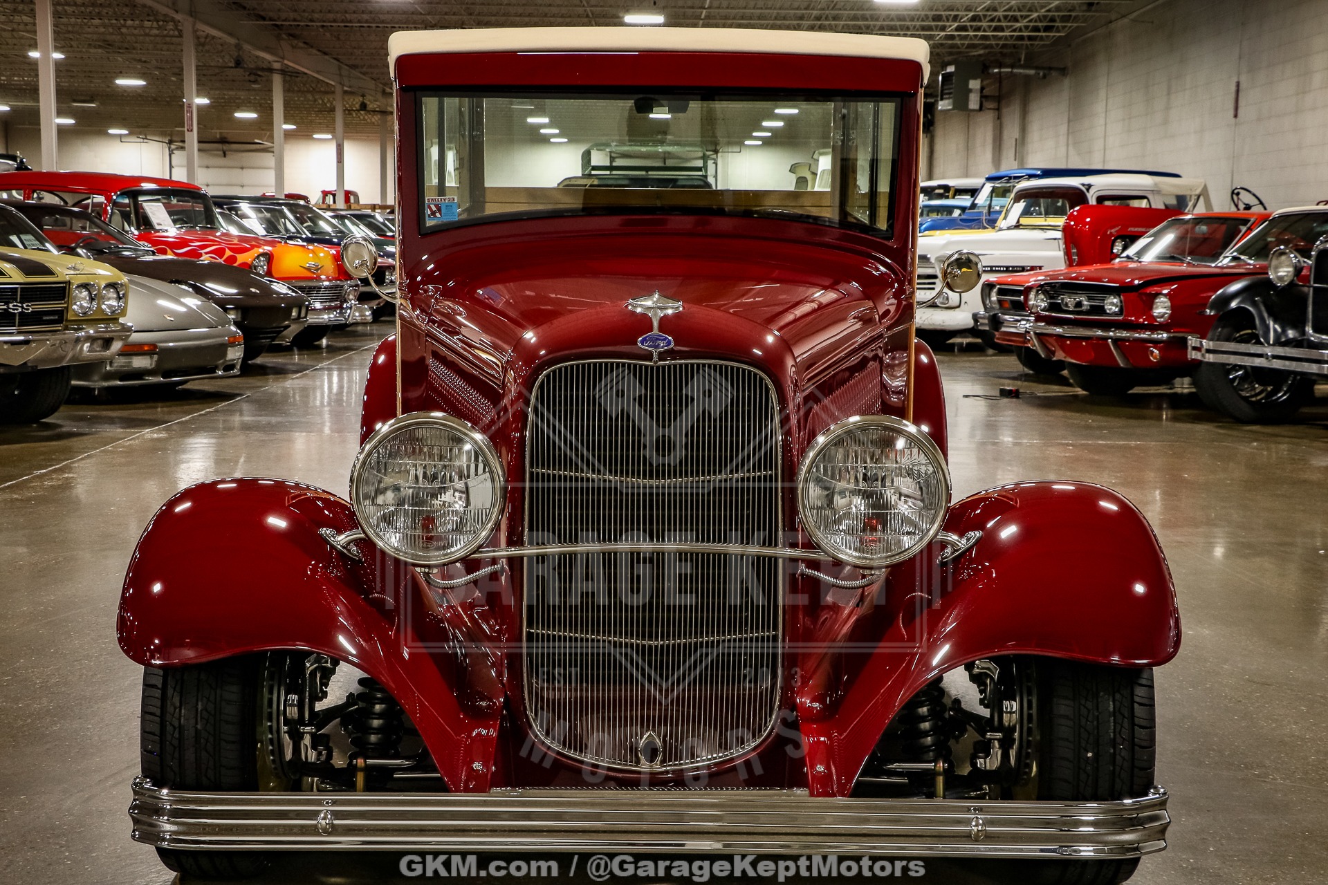 Unknown-Woody-1932-BurgundyMaroon-BeigeTan-39