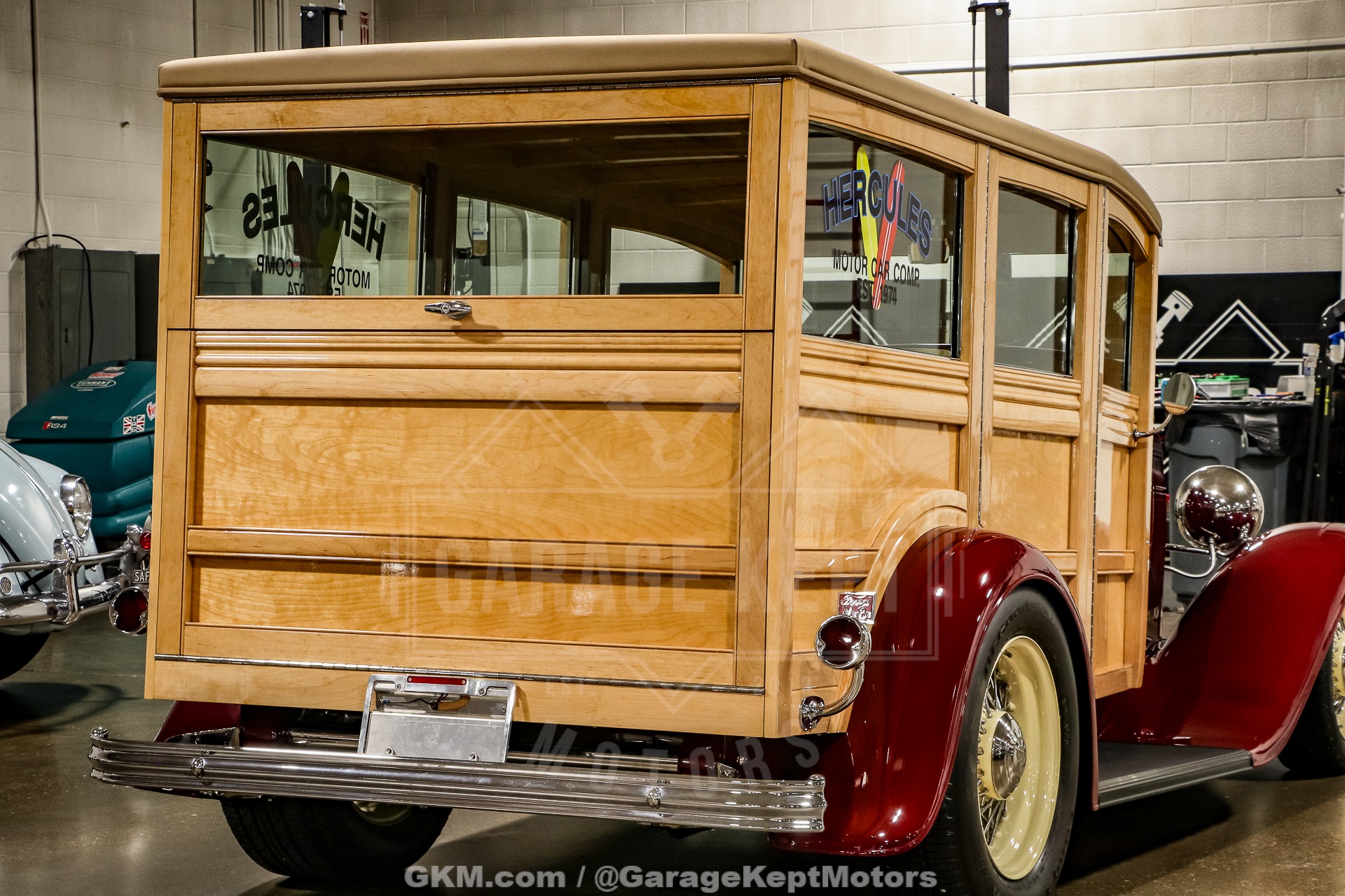 Unknown-Woody-1932-BurgundyMaroon-BeigeTan-42