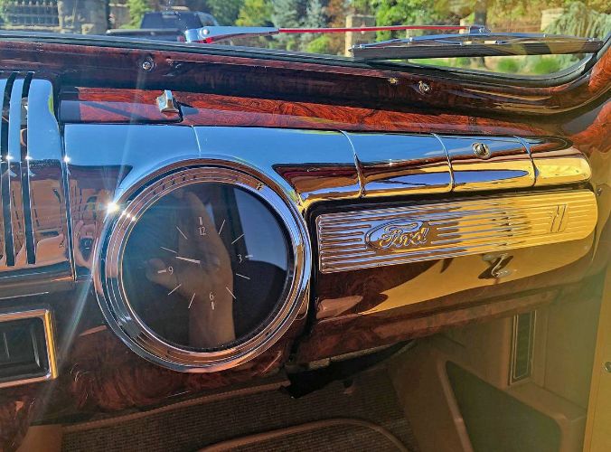 Unknown-Woody-1947-Red-Custom-Leather-1