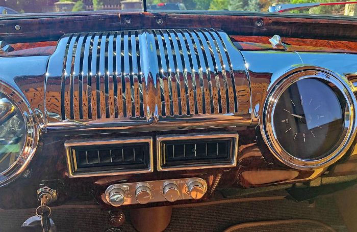 Unknown-Woody-1947-Red-Custom-Leather-19