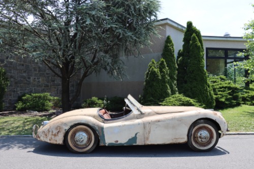 Unknown-Xk120-1950-Ivory-Red-2