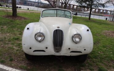 Unknown-Xk120-1953-White-Black-2