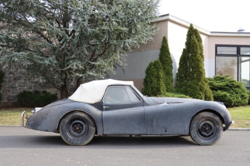 Unknown-Xk120-1954-White-Black-11
