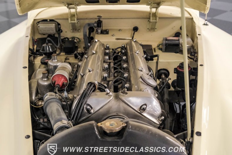 Unknown-Xk140-1956-Old-English-White-Tan-1