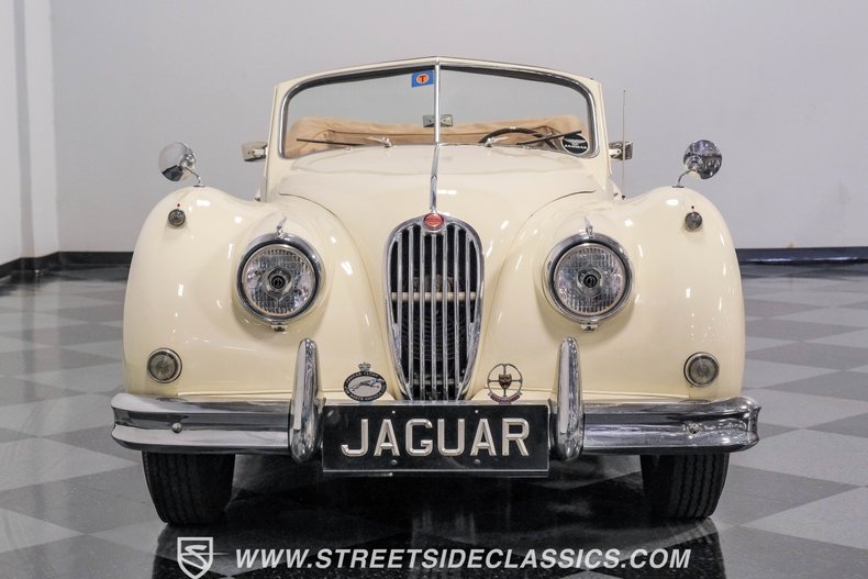 Unknown-Xk140-1956-Old-English-White-Tan-15