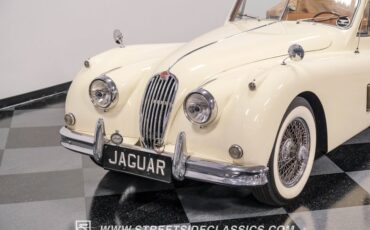 Unknown-Xk140-1956-Old-English-White-Tan-17