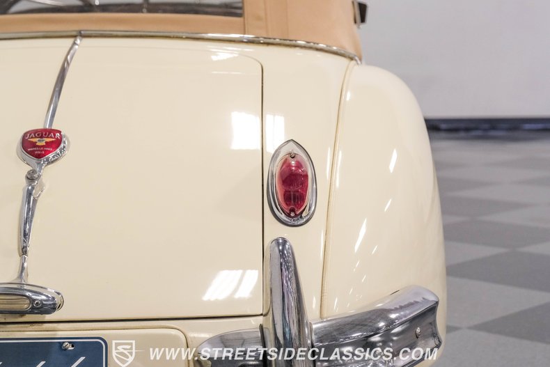 Unknown-Xk140-1956-Old-English-White-Tan-24