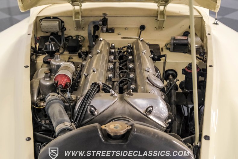 Unknown-Xk140-1956-Old-English-White-Tan-29