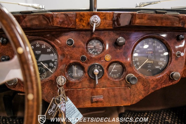 Unknown-Xk140-1956-Old-English-White-Tan-35