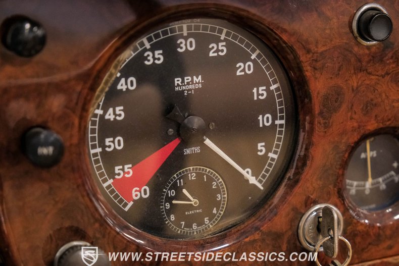 Unknown-Xk140-1956-Old-English-White-Tan-36