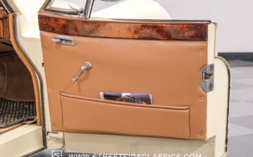 Unknown-Xk140-1956-Old-English-White-Tan-45