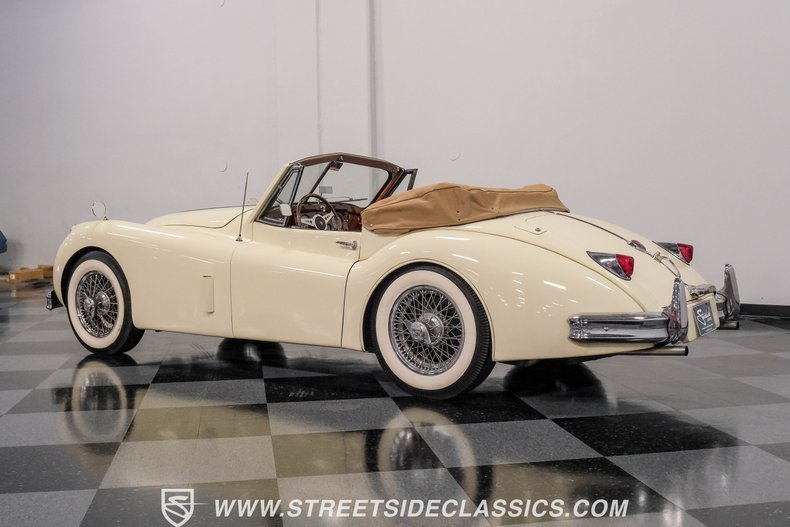 Unknown-Xk140-1956-Old-English-White-Tan-5