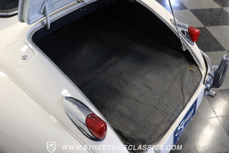 Unknown-Xk140-1956-White-Blue-11
