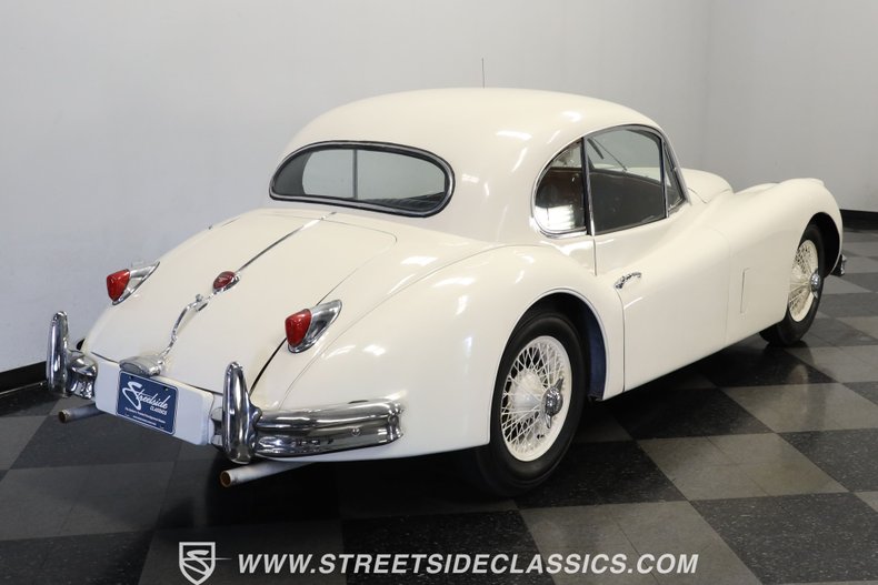 Unknown-Xk140-1956-White-Blue-12