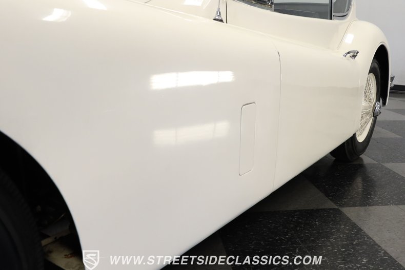 Unknown-Xk140-1956-White-Blue-22