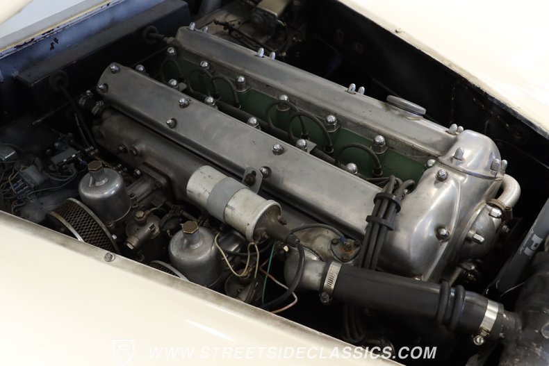 Unknown-Xk140-1956-White-Blue-34