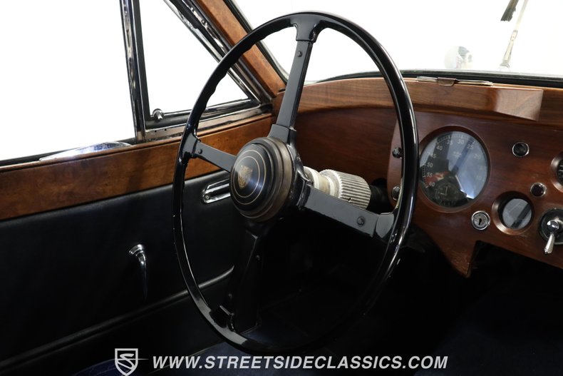 Unknown-Xk140-1956-White-Blue-46