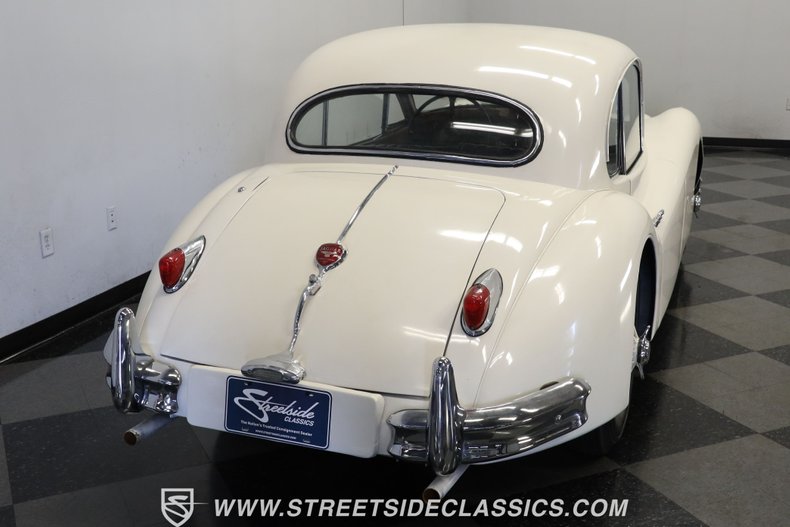 Unknown-Xk140-1956-White-Blue-7