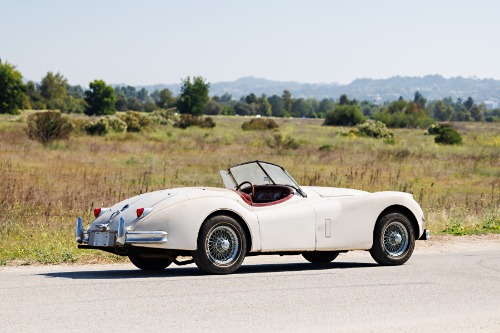 Unknown-Xk140-1956-White-Burgundy-4