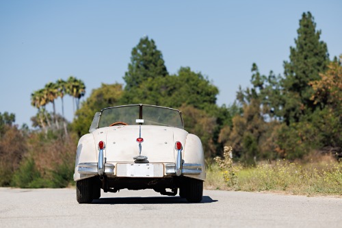Unknown-Xk140-1956-White-Burgundy-6