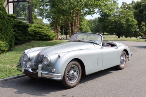Unknown-Xk150-1959-Silver-Red-1