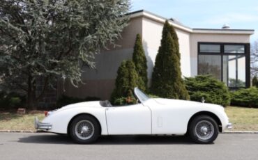 Unknown-Xk150-1959-White-Black-2