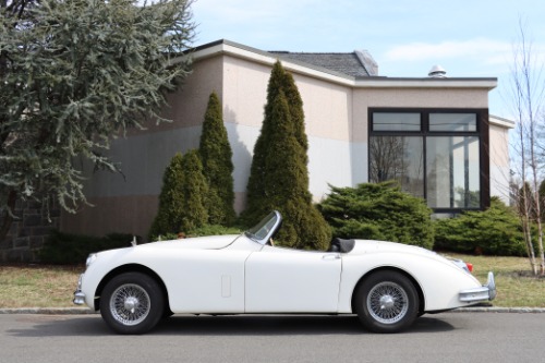 Unknown-Xk150-1959-White-Black-3