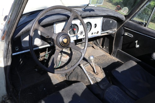 Unknown-Xk150-1960-White-Black-2